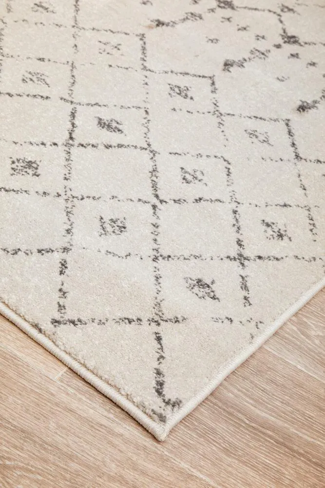 Chrome Elsa Silver Rug 330 x 240 CM