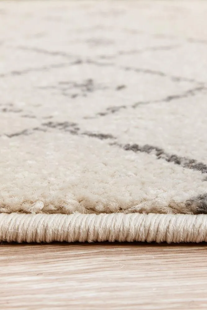 Chrome Elsa Silver Rug 330 x 240 CM