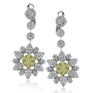 Earrings in 18k Gold with Diamonds