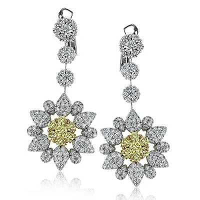 Earrings in 18k Gold with Diamonds