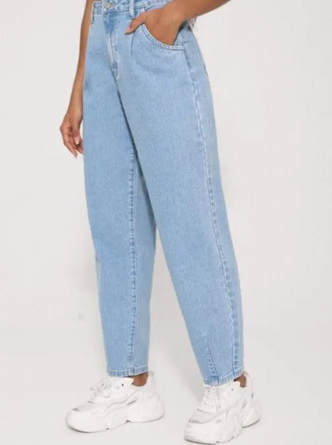 Mid-waist light jeans
