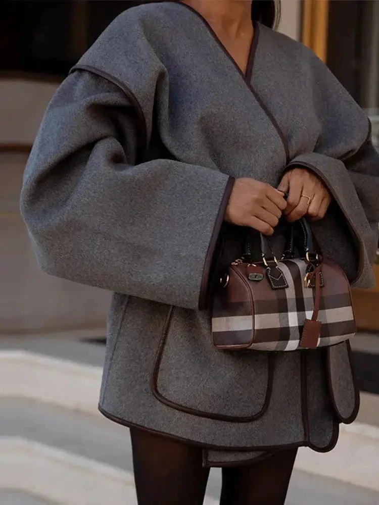 Ysolde – Vintage-inspired style – Belted grey coat